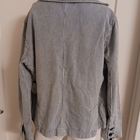 Ladies navy/ stripe jacket,100% cotton - Picture 6 of 6